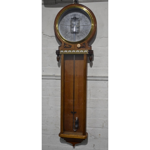 119 - A Late 19th/Early 20th Century Joseph Davis American Forecast Barometer in Oak Case, Silvered Dial, ... 