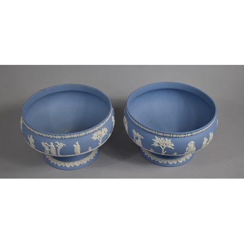 316 - A Pair of Large Wedgwood Pedestal Bowls, 13cms High