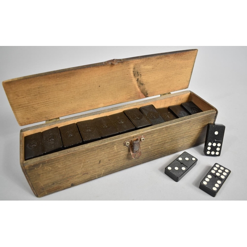 85 - A Vintage Wooden Box Containing Set of Nine Spot Dominoes