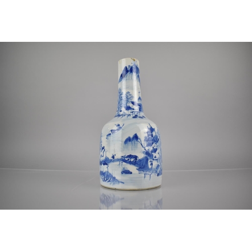 282 - An 18th/19th Century Qing Period Chinese Porcelain Blue and White Water Bottle with Single Handle in... 