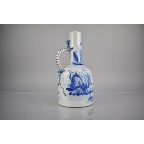 282 - An 18th/19th Century Qing Period Chinese Porcelain Blue and White Water Bottle with Single Handle in... 