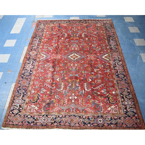 400 - A Good quality Handmade Heriz Carpet, 347x247cm