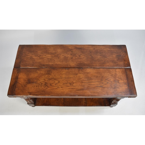 101 - A Good Quality Mid 20th Century Oak Rectangular Coffee Table with Two Hinged Flaps to Extend, Stretc... 