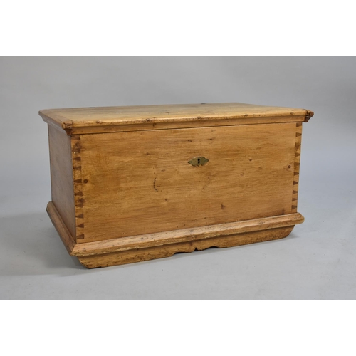 113 - A Mid 20th Century Stained Pine Lift Top Blanket/Tool Box, 80cms Wide