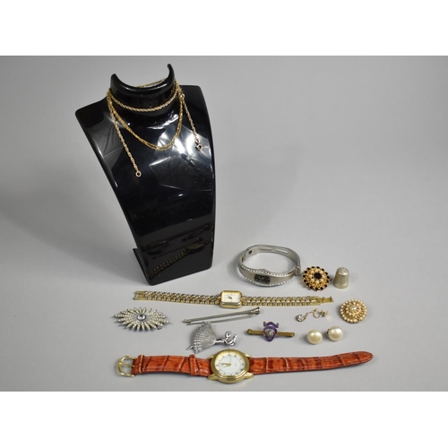 236 - A Small Collection of Costume Jewellery to Comprise Single 9ct Gold and Stone Drop Earring, Brooches... 