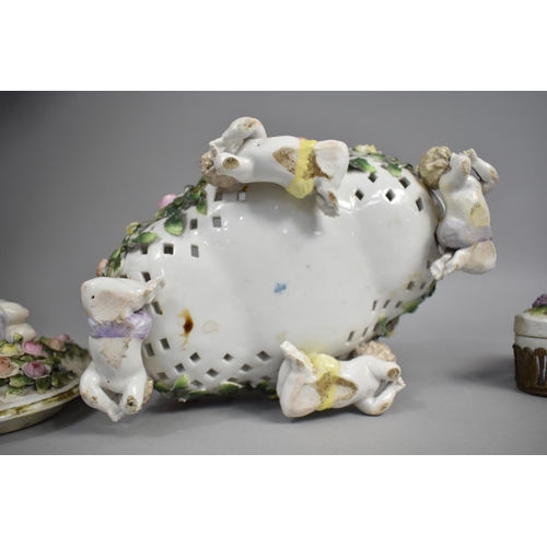 318 - A 19th/20th Century Sitzendorf Porcelain Casket and Cover of Quatrefoil form having Encrusted Floral... 