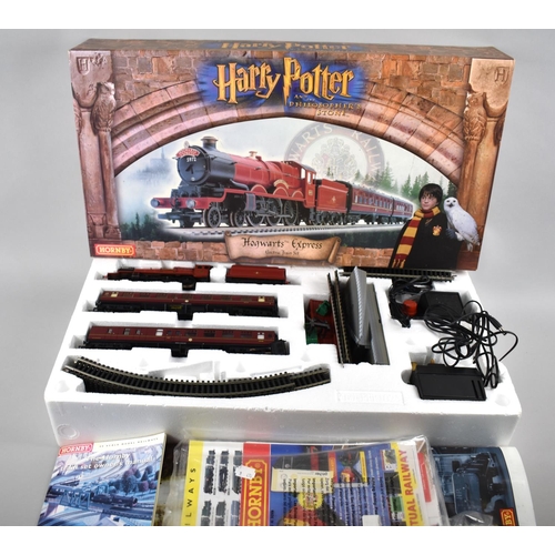 192 - A Hornby OO Gauge Harry Potter and the Philosopher's Stone Electric Train Set