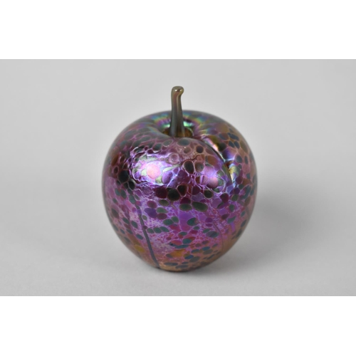 32 - A Modern Isle of Wight Glass Paperweight in the Form of an Apple, 7.5cms High