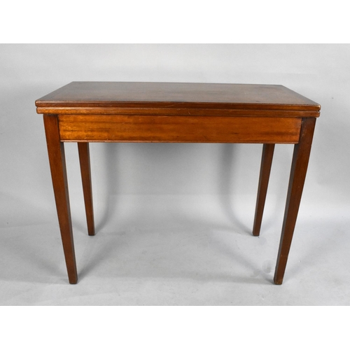 496 - An Early/Mid 20th Century Mahogany Lift and Twist Games Table in need of New Playing Surface, Crossb... 