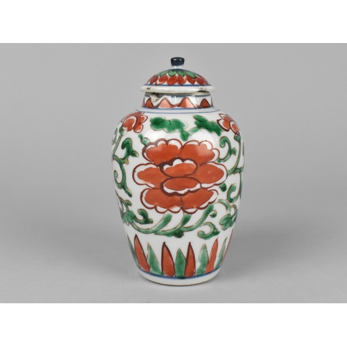 234 - A Chinese Qing Period Porcelain Famille Verte Vase and Cover, 15cm high