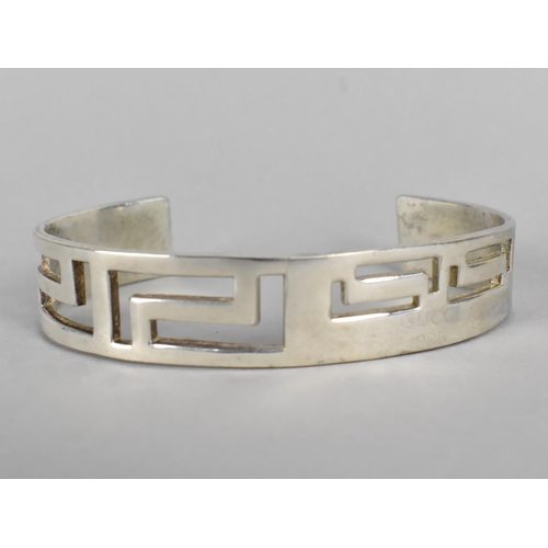 464 - A Sterling Silver Gucci Style Bangle