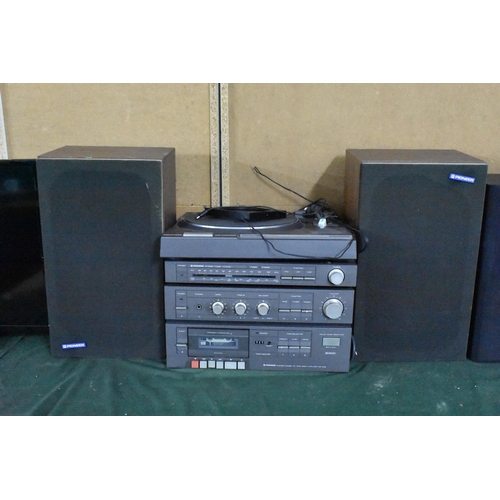 519 - A Pioneer Music Centre to comprise Auto Return Stereo Turntable, PL-201Z, Pioneers Stereo Tuner TX-1... 