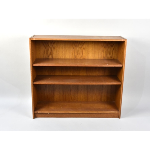 137 - A Late 20th Century Oak Bookcase, 90x27x82cms