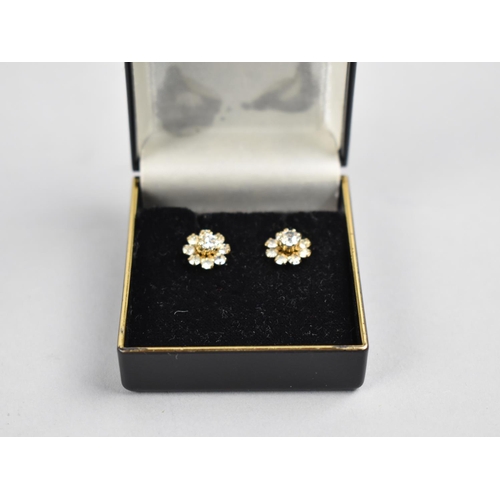 457 - A Pair of Ladies Jewelled Stud Earrings