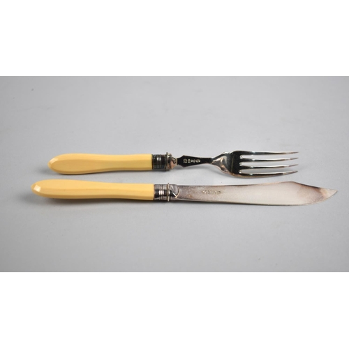 162 - 20th Century Oak Cased Set of Six Fish Knives and Forks