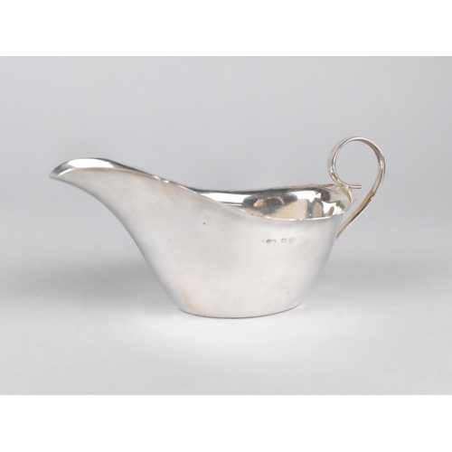 477 - A Silver Sauce Boat, 61g, 13.5x7cm high