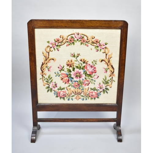 150 - A Mid 20th Century Oak Framed Tapestry Fire Screen, 54cms Wide