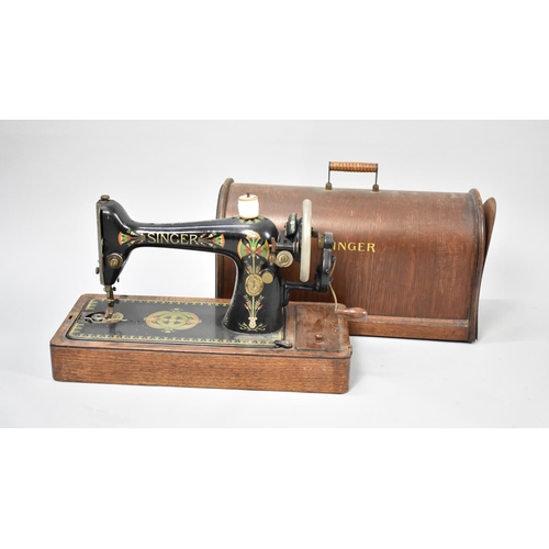 253 - A Vintage Manual Singer Sewing Machine, No.F9637070, Cover AF