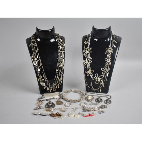 553 - A Small Collection of White Metal Costume Jewellery