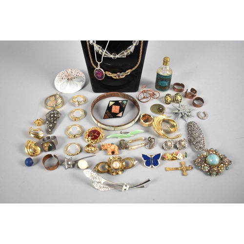 430 - A Collection of Various Costume Jewellery