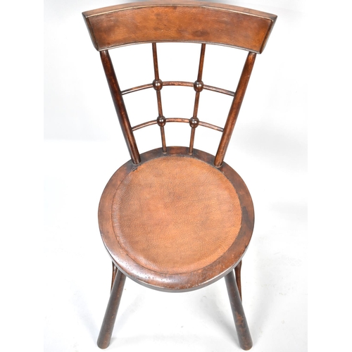 568 - A Pretty Edwardian Mahogany Framed Ladies Bedroom with Circular Seat