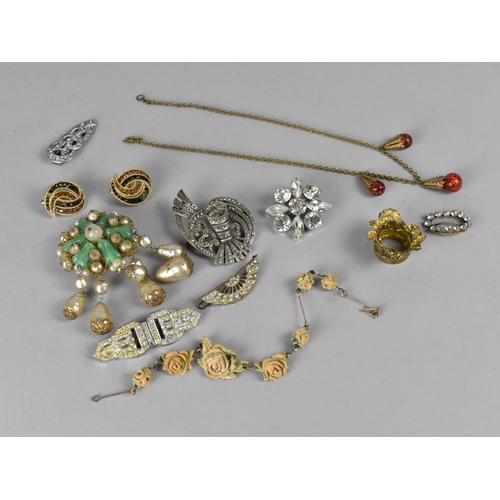 299 - A Small Collection of Costume Jewellery to include Brooches, Earrings Etc