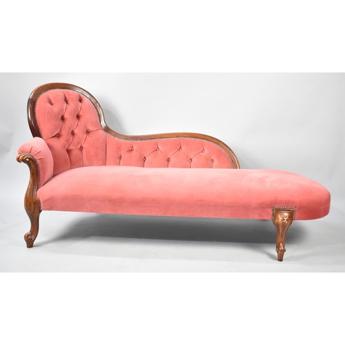 527 - A Reproduction Mahogany Framed Button Upholstered Chaise Longue