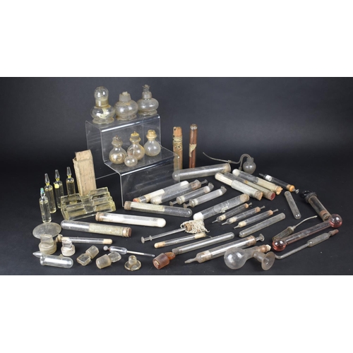 307 - A Collection of Various Early 20th Century and Later Pharmaceutical or Chemist's Glass Items to Incl... 