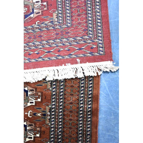 538 - A Modern Patterned Rug, 227x170cm