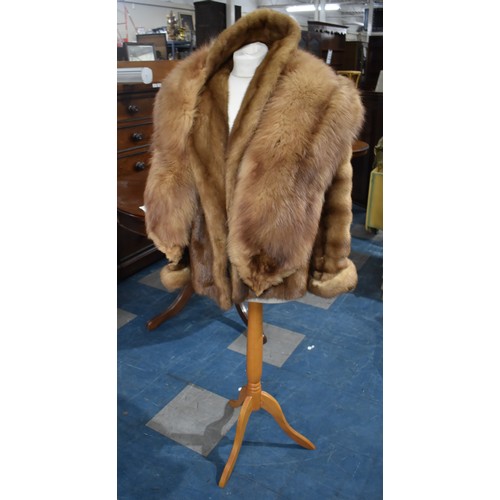 598 - A Vintage Ladies Fur Jacket and Stole