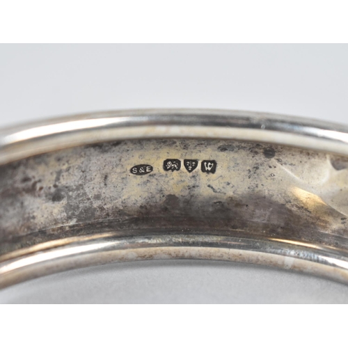 462 - A Good Quality Silver Hinged Bangle, Chester 1947, Engraved Scrolling Decoration to Front Panel, Mak... 