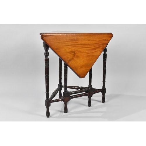 399 - An Edwardian Mahogany Corner Table with Front Gate Leg Drop Leaf, Turned Supports, 70cm Wide and 36c... 