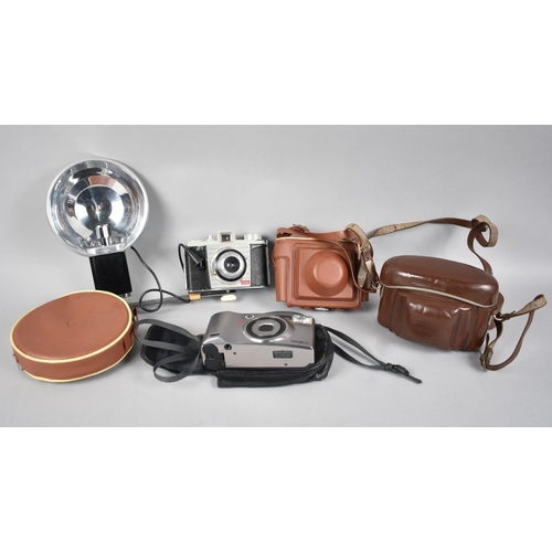 263 - A Collection of Various Vintage Camera and Camera Cases