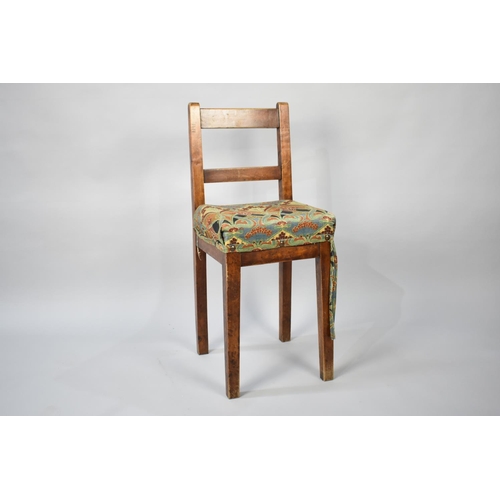 532 - A Rustic Childs High Chair with Ladder Back