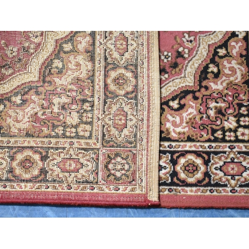 592 - A Mid 20th Century Patterned Rug, 165x114cm