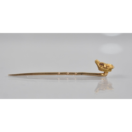 131 - An Early 20th Century 18ct Gold and Ruby Mounted Tie/Cravat Pin, Realistically Modelled as a Foxes H... 