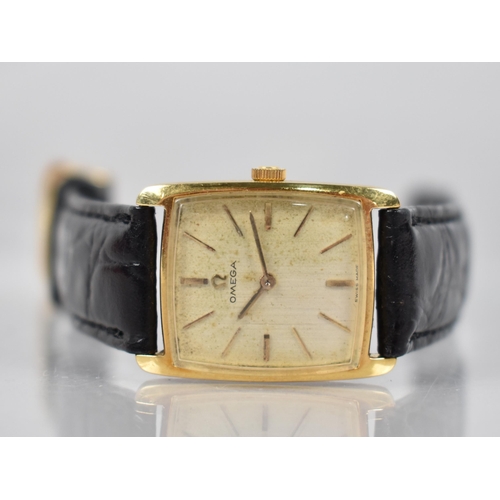 188 - A Vintage 18ct Gold Cased Ladies Omega Manual Wrist Watch, Champagne Face with Baton Hour Indicators... 