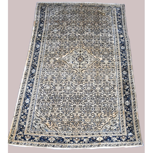 494 - A Persian Handmade Mehraban Carpet, 323x201cms