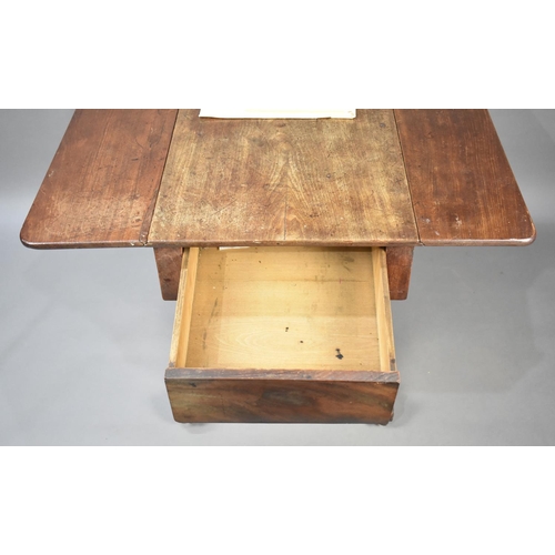 512 - A 19th Century Mahogany Drop Leaf Table on Splayed Quadrant Reeded Supports Culminating in Paw Feet,... 