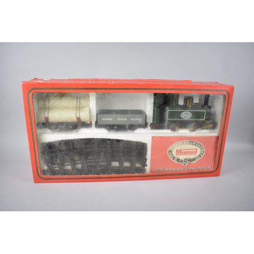 203 - A Boxed Mamod O Gauge Model Steam Locomotive Set, RS1 with Locomotive Rolling Stock Wagon, Log Wagon... 