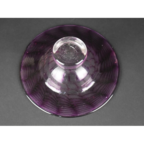 432 - A Stuart Fletcher Glass Footed Bowl, 17cm diameter