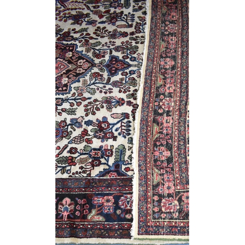 550 - A Hand Made Persian Mehraban Carpet, 374x280cms