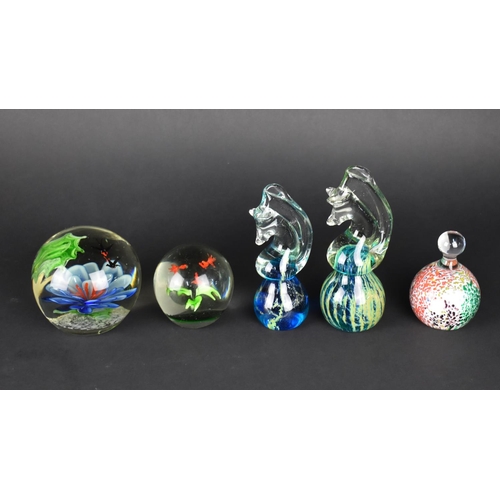 417 - A Collection of Various Paperweights to Comprise Mdina Horses etc