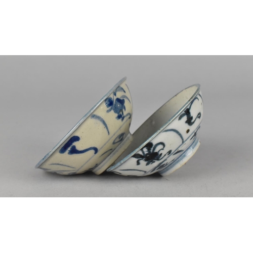 434 - A Pair of Small Chinese Ming Dynasty Type Blue and White Footed Dishes, 9cm wide