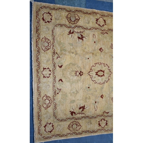 484 - A Hand Made Ziegler Rug, 180x120cms