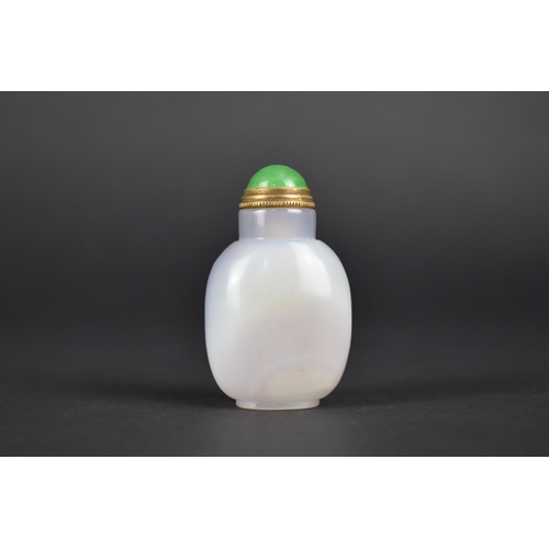 375 - A Chinese Shadow Agate Type Snuff Bottle Carved with Fish Using Dark Inclusions with Stopped, 6.5cm ... 