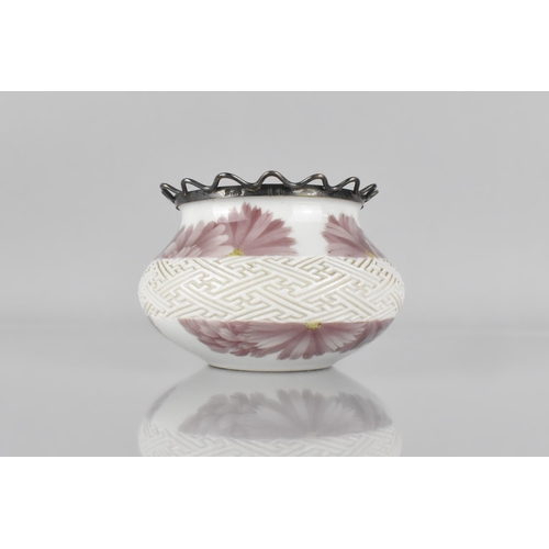 391 - A Silver Japanese Porcelain Pot by Makuzu Kozan of Squat From Having Incised Pattern Trim Band on Wh... 