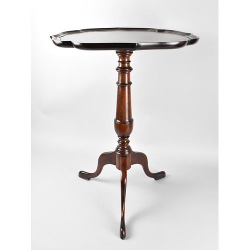 447 - A George III Style Waring and Gillow Mahogany Pie Crust Tripod Table with Turned Vase Support and Pa... 