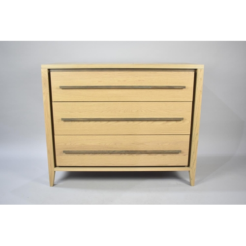 580 - A Modern three Drawer Bedroom Chest, 102cms Wide