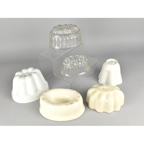 326 - Six Various Jelly Moulds to Include Four Ceramic and Two Glass